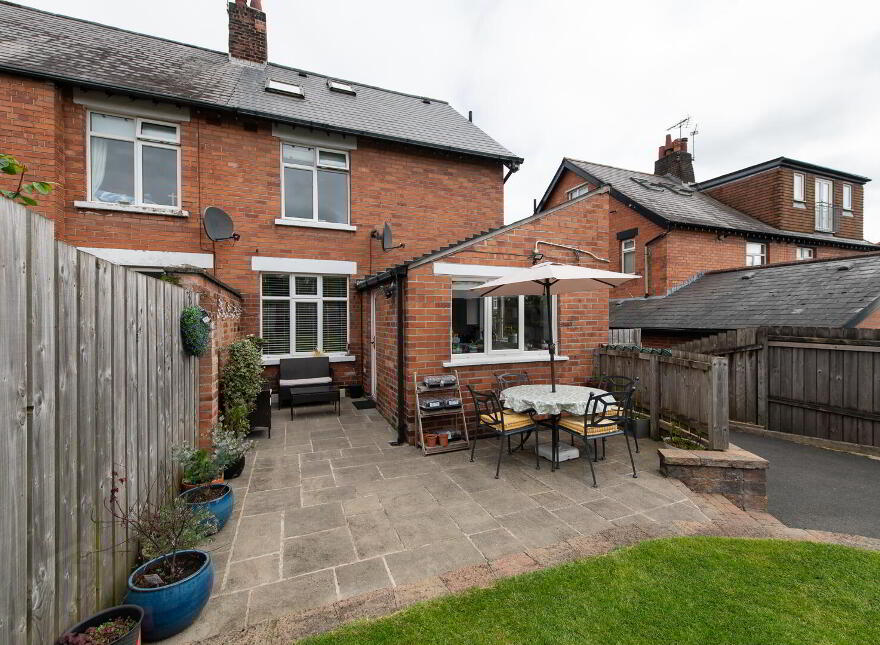 44 Somerton Park, Belfast, BT15 4DP