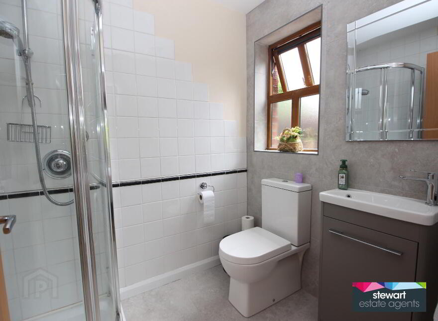 24 Parkview Court, Lurgan, BT66 8AF