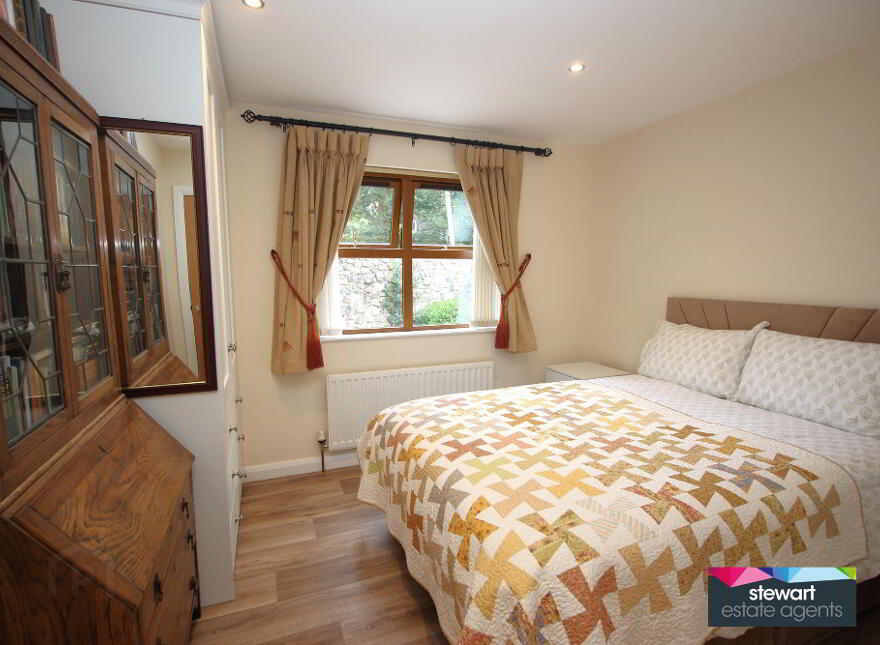 24 Parkview Court, Lurgan, BT66 8AF