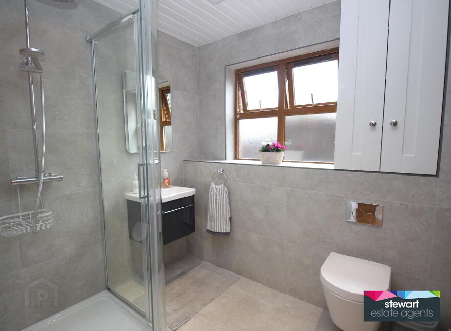 24 Parkview Court, Lurgan, BT66 8AF