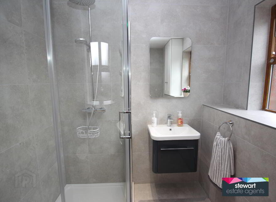 24 Parkview Court, Lurgan, BT66 8AF