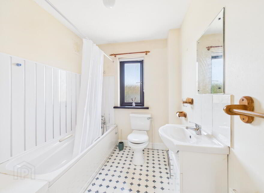 5 Esker Walk, Ardkeen Village, Waterford, X91E5Y4