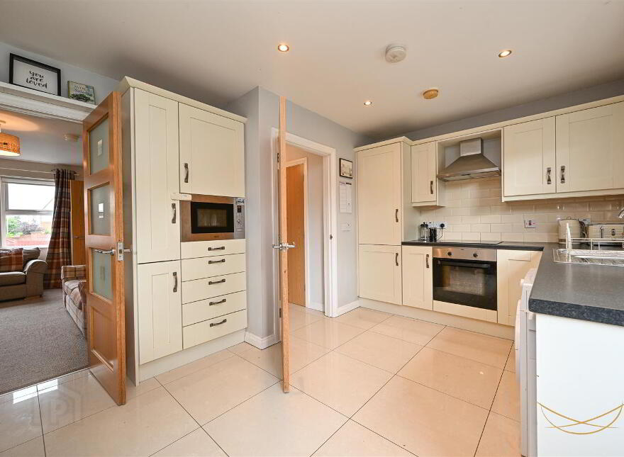 28 Jubilee Drive, Ballyrobert, Ballyclare, Newtownabbey, BT39 9LA