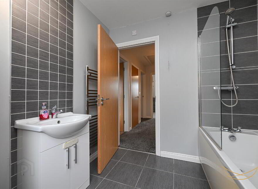 28 Jubilee Drive, Ballyrobert, Ballyclare, Newtownabbey, BT39 9LA