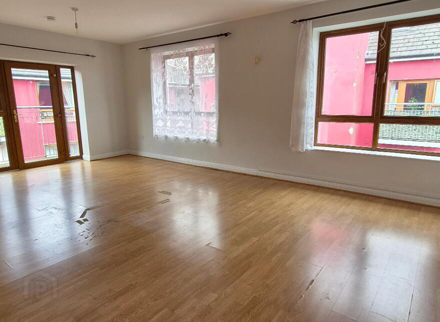 16 The County Apartments, Bridge Street, Carrick-On-Shannon, N41Y051