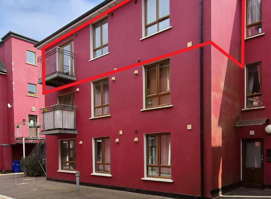 16 The County Apartments, Bridge Street, Carrick-On-Shannon, N41Y051