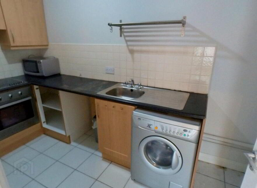16 The County Apartments, Bridge Street, Carrick-On-Shannon, N41Y051