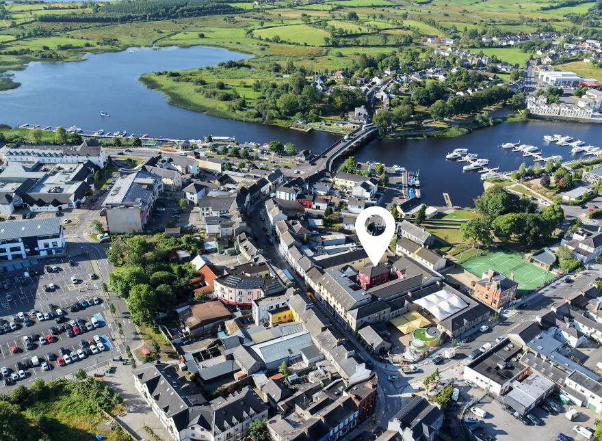 16 The County Apartments, Bridge Street, Carrick-On-Shannon, N41Y051