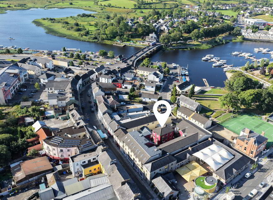 16 The County Apartments, Bridge Street, Carrick-On-Shannon, N41Y051