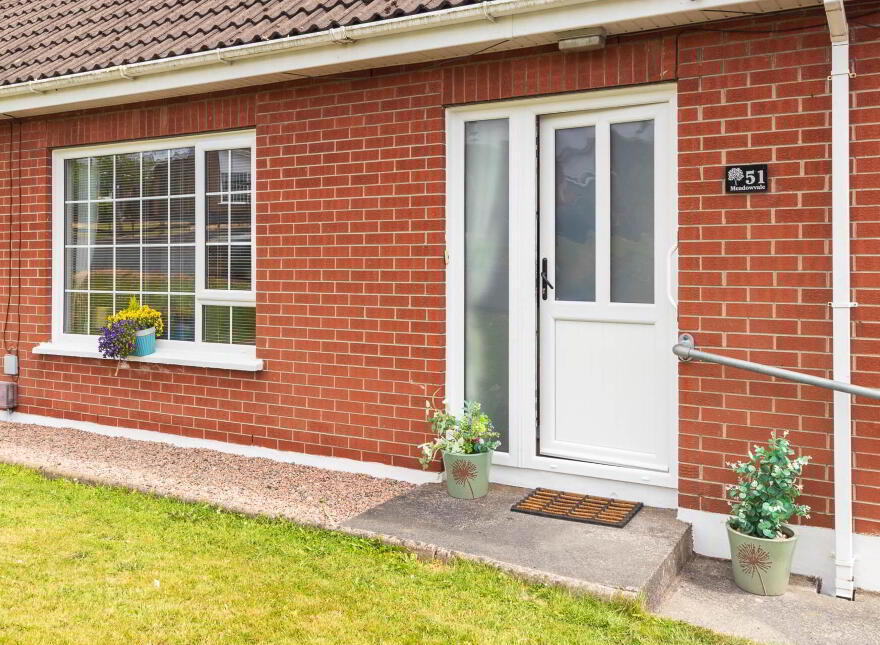 51 Meadowvale, Bangor, BT19 1DA