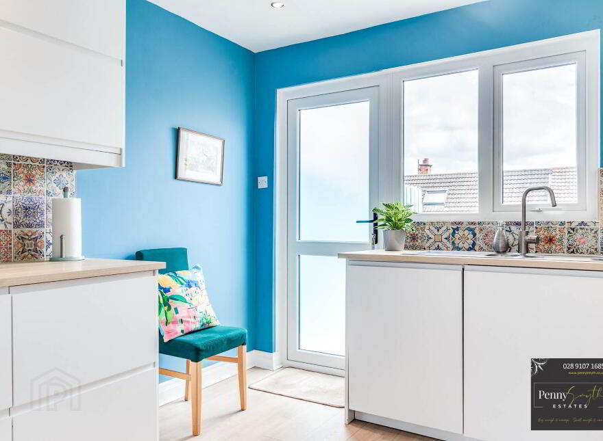 51 Meadowvale, Bangor, BT19 1DA