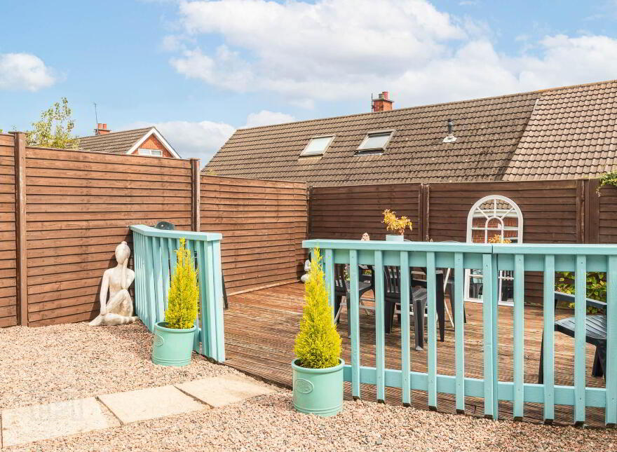 51 Meadowvale, Bangor, BT19 1DA