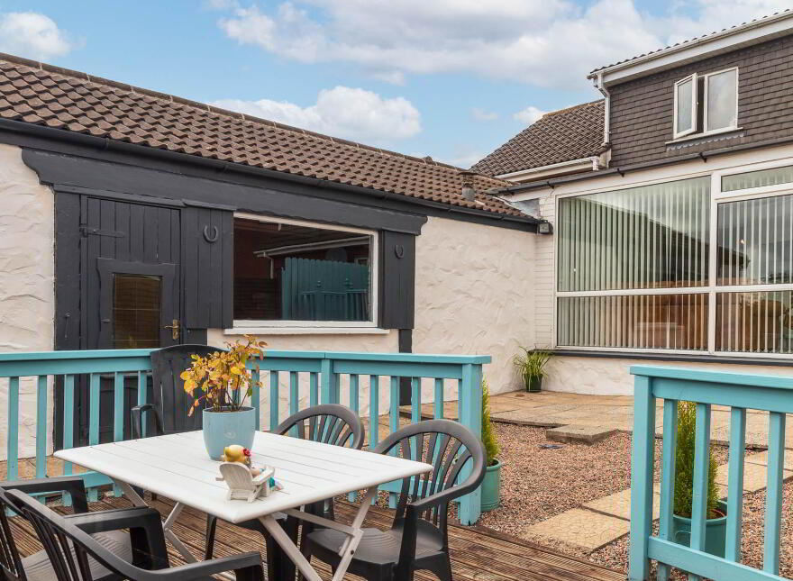 51 Meadowvale, Bangor, BT19 1DA