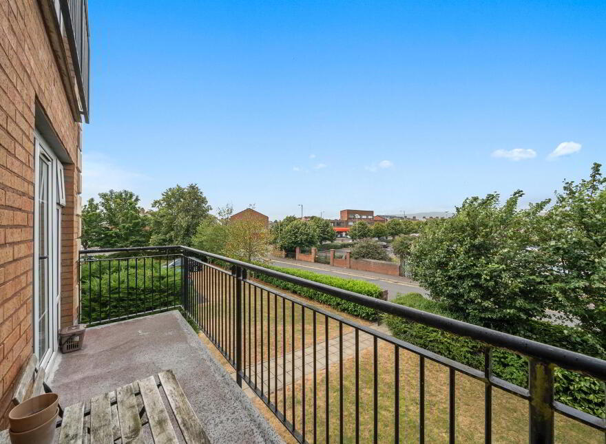 Apt 17 The Courtyard, 222 Castlereagh Road, Belfast, BT5 5FZ