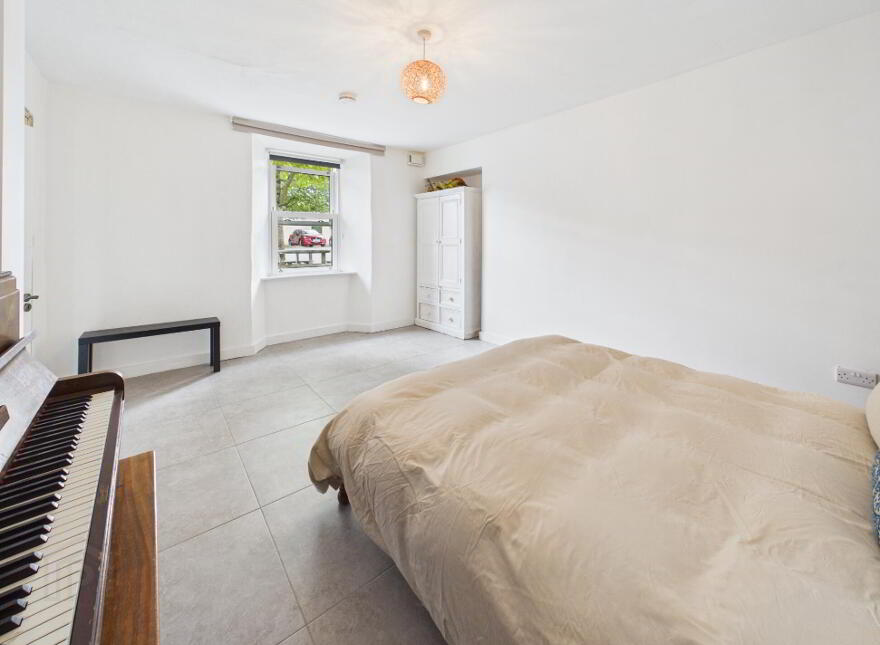 Main St, Cloughjordan, E53TF90