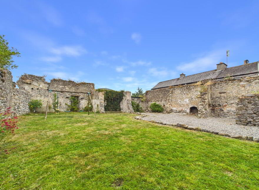 Main St, Cloughjordan, E53TF90