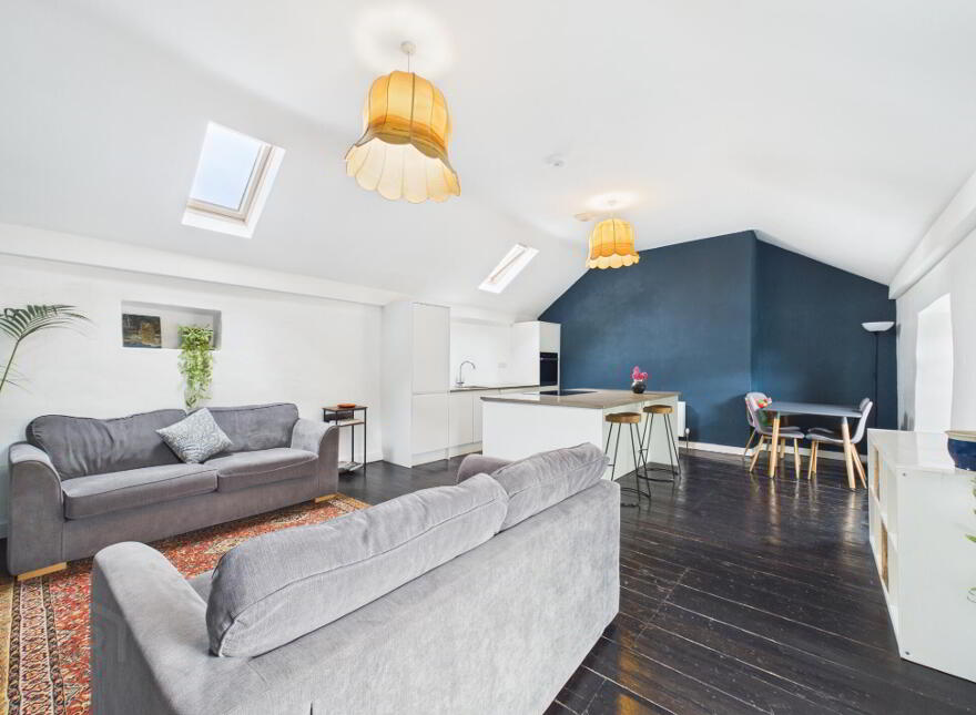 Main St, Cloughjordan, E53TF90