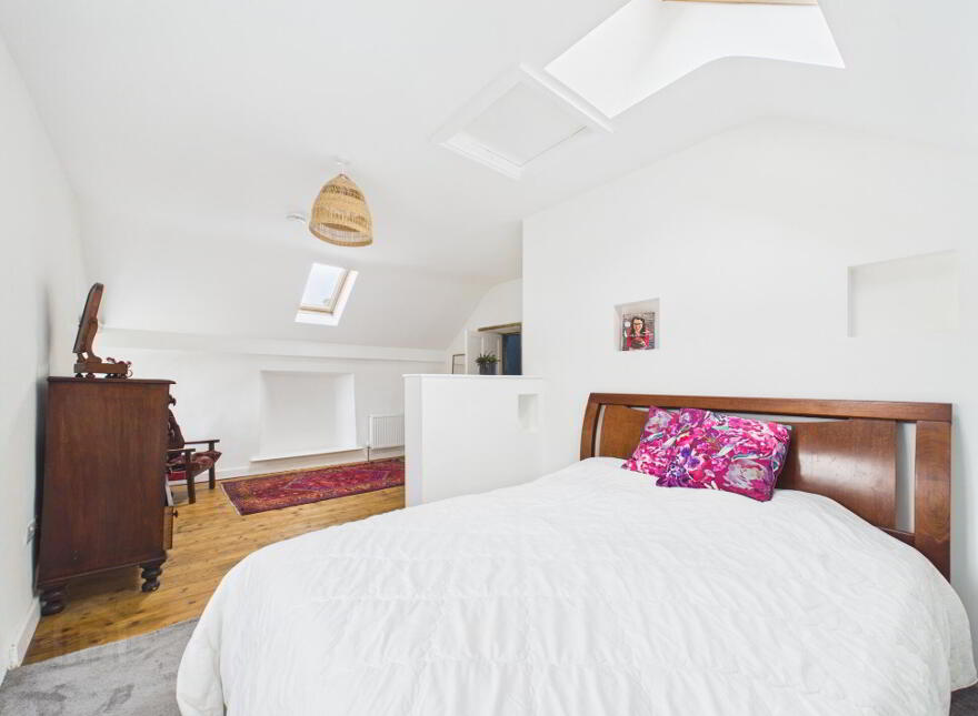 Main St, Cloughjordan, E53TF90