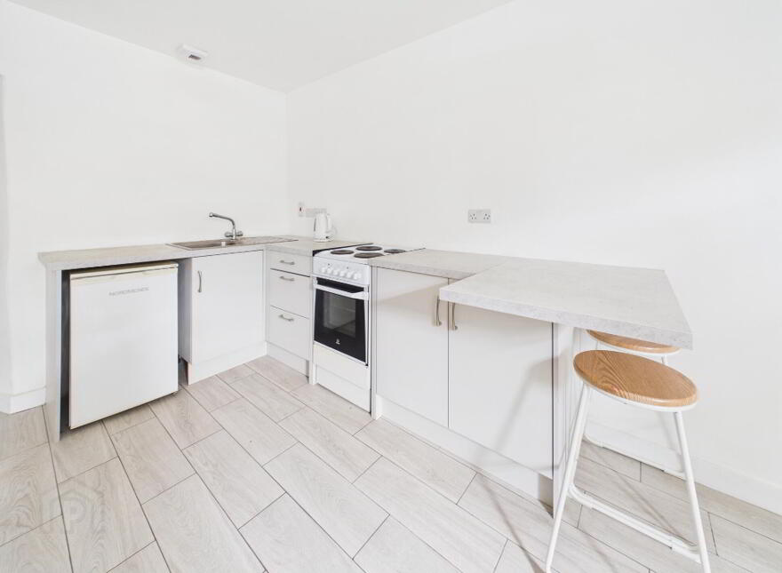 Main St, Cloughjordan, E53TF90
