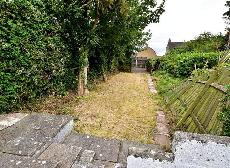 54 Scrabo Road, Newtownards, BT23 4NW