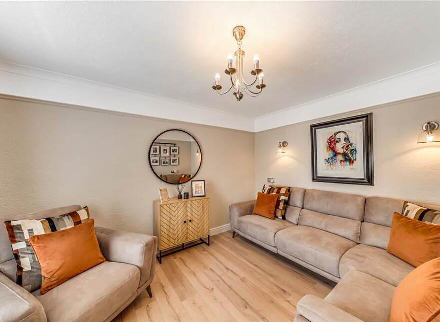 66 Woodside View, Dunmurry, Belfast, BT17 0SU