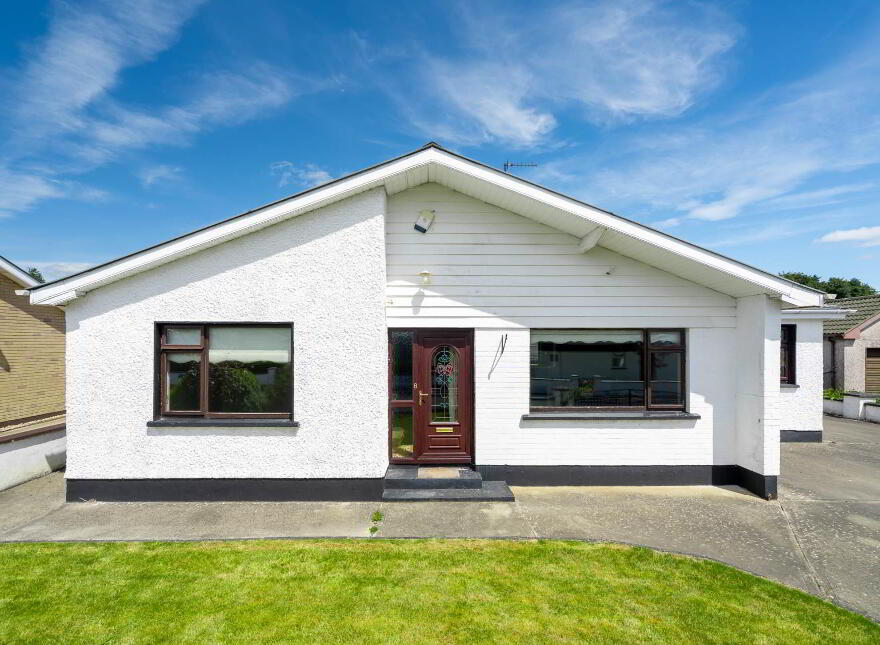8 Woodlawn, Stranorlar, F93HF8N
