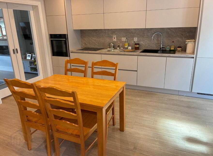 15 The Meadow, Abbeyside, Dungarvan, X35EH11