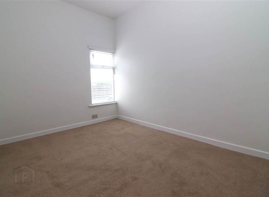 57 Antrim Road, Lisburn, BT28 3EB
