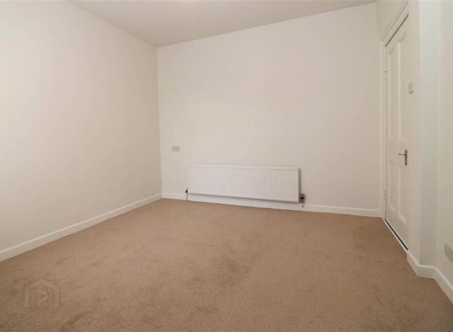 57 Antrim Road, Lisburn, BT28 3EB