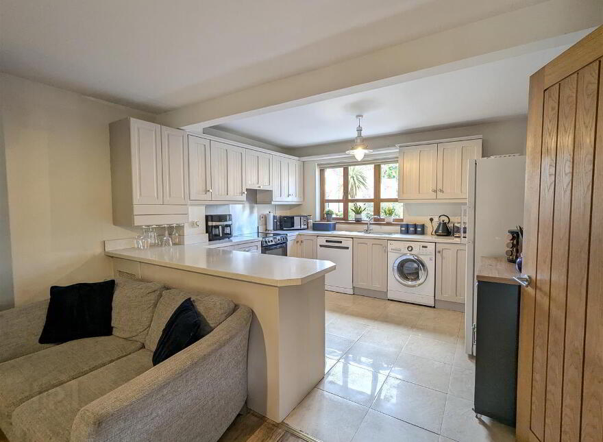 2 Rathcillan Court, Newcastle, BT33 0UA