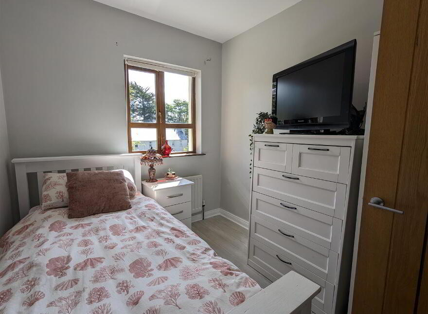 2 Rathcillan Court, Newcastle, BT33 0UA
