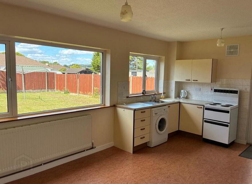 16 Abbots Close, Seapark, Abbeyside, Dungarvan, X35W525