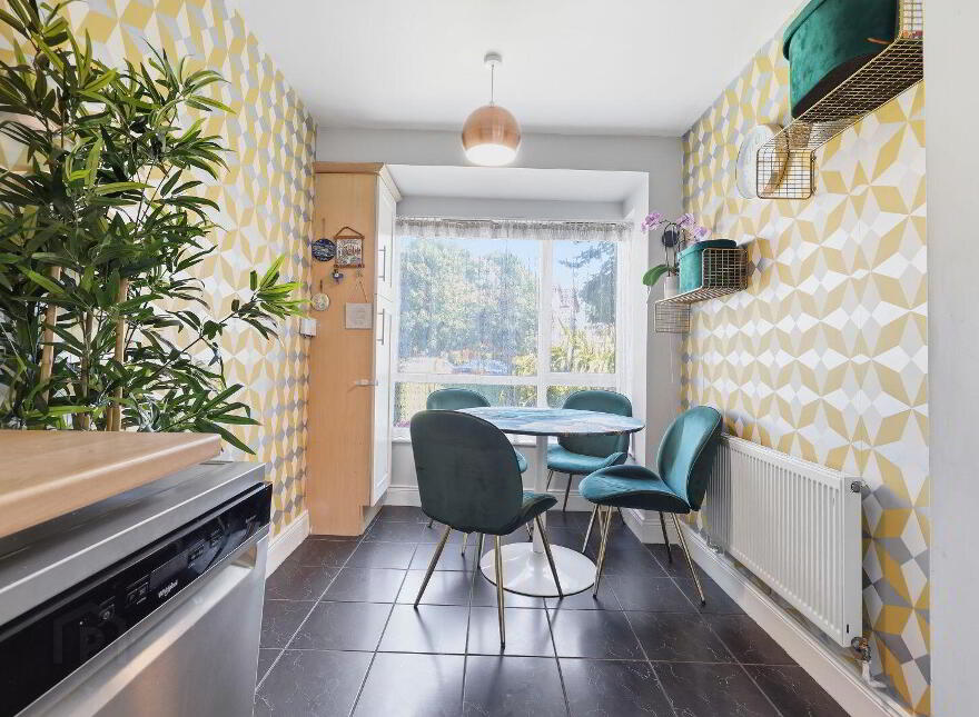 123 The Oaks, Ridgewood, Swords, K67FT65