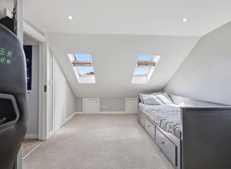 123 The Oaks, Ridgewood, Swords, K67FT65