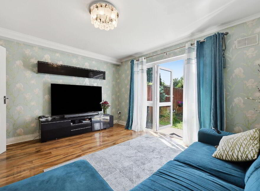 123 The Oaks, Ridgewood, Swords, K67FT65