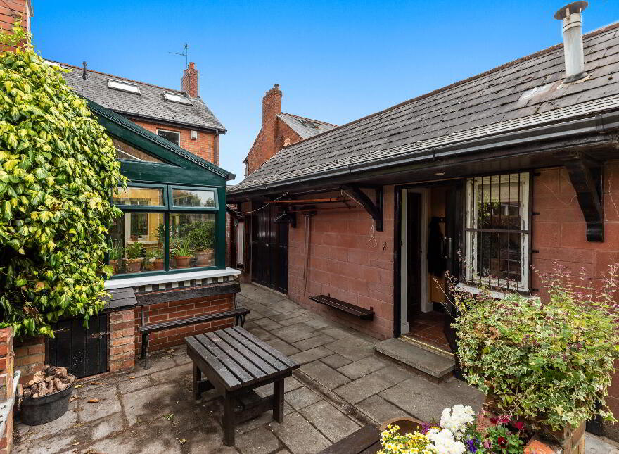 103 Ardenlee Avenue, Belfast, BT6 0AD