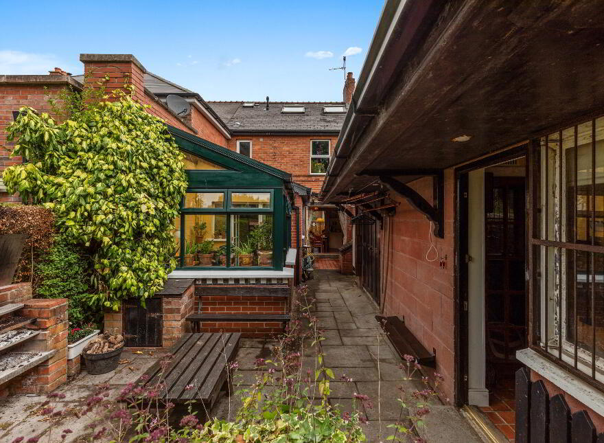 103 Ardenlee Avenue, Belfast, BT6 0AD