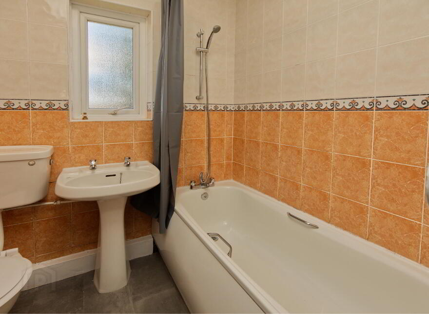 46 Silverstream Crescent, Bangor, BT20 3NE