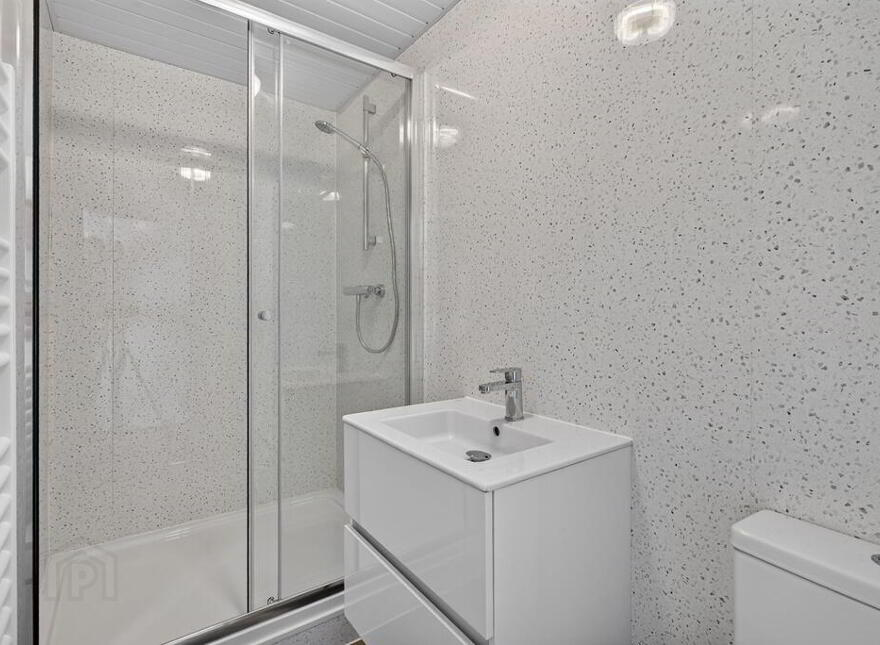 Flat 1, 5 India Street, Belfast, BT7 1LJ