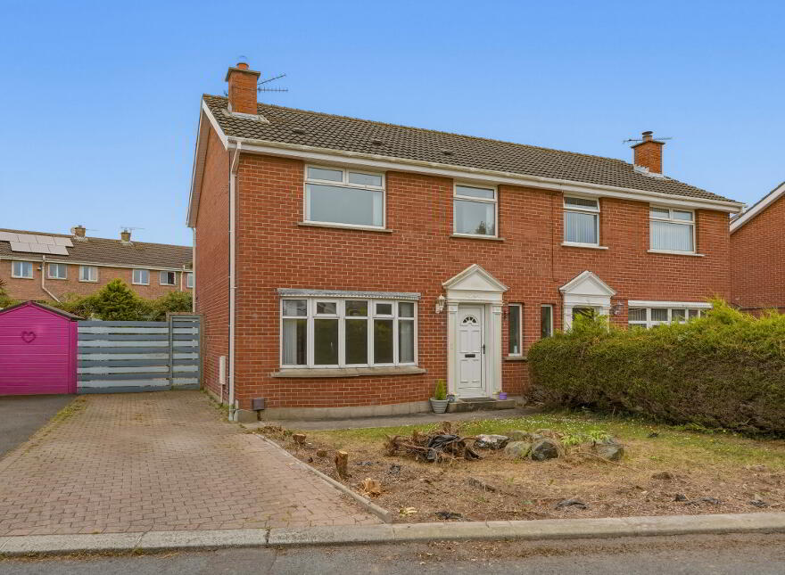 Cloverhill Vale, Bangor, BT19 6YD