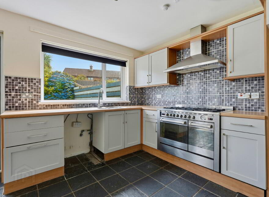 Cloverhill Vale, Bangor, BT19 6YD