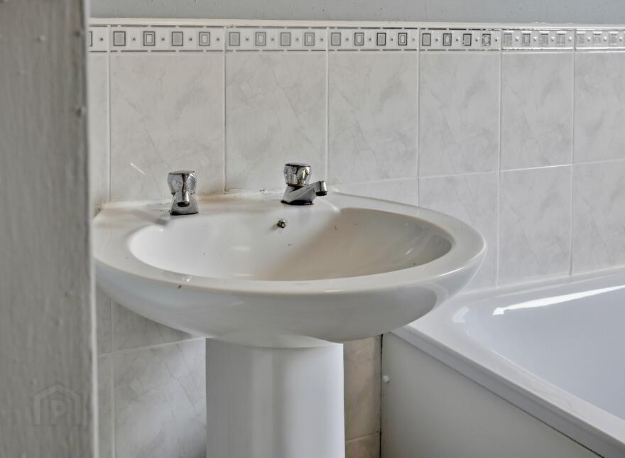 Cloverhill Vale, Bangor, BT19 6YD