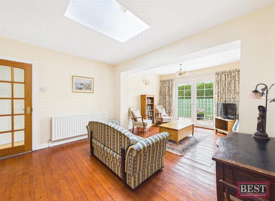 70 Chestnut Grove, Newry, BT34 1JL