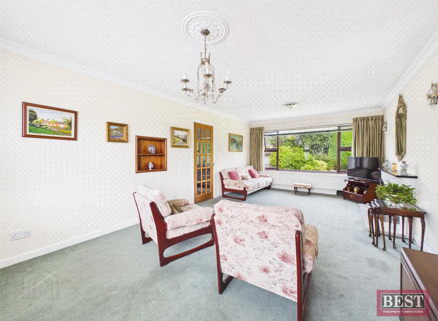 70 Chestnut Grove, Newry, BT34 1JL