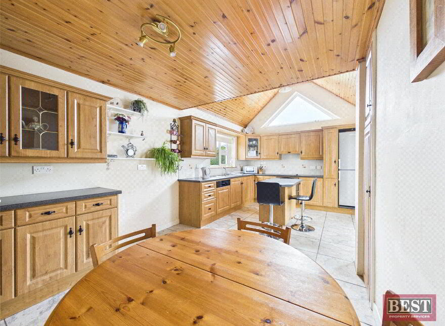 70 Chestnut Grove, Newry, BT34 1JL