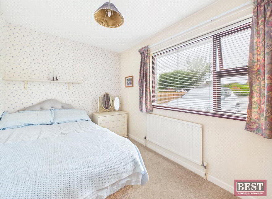 70 Chestnut Grove, Newry, BT34 1JL