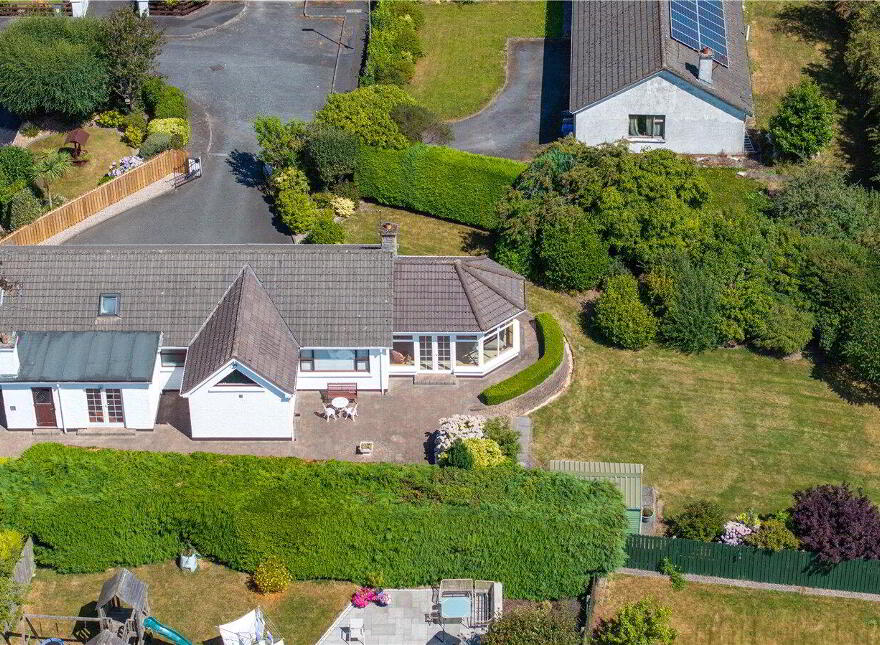 70 Chestnut Grove, Newry, BT34 1JL