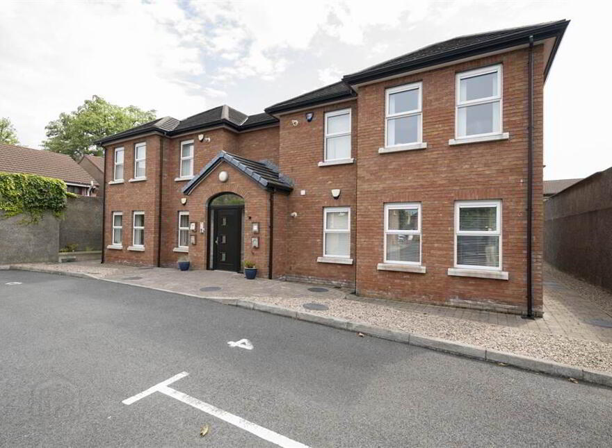 Apt 4, 201 Holywood Road, Belfast, BT4 2DG