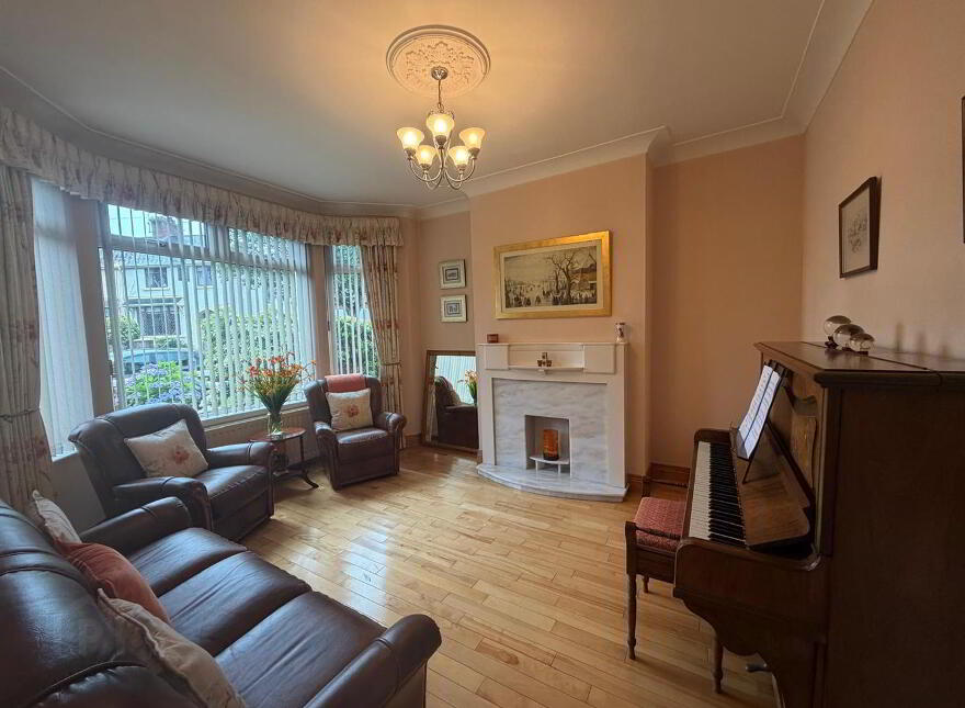 21 Aberfoyle Crescent, Derry, BT48 7PG