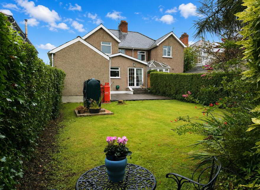 21 Aberfoyle Crescent, Derry, BT48 7PG